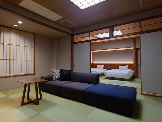 和洋室：ツイン＋8畳　「幸水（こうすい）」のお部屋