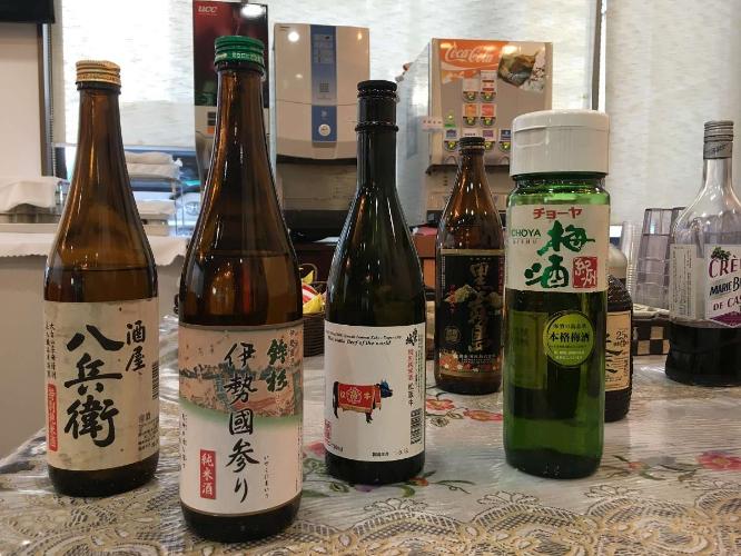 【ウェルカムドリンク】地酒も飲めます♪お酒が強く無い方には梅酒なども♪