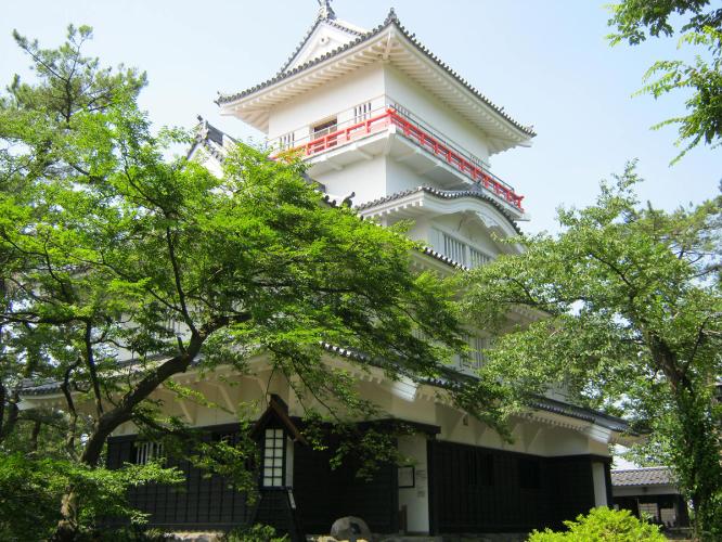 ◆千秋公園（当館から徒歩約15分）
