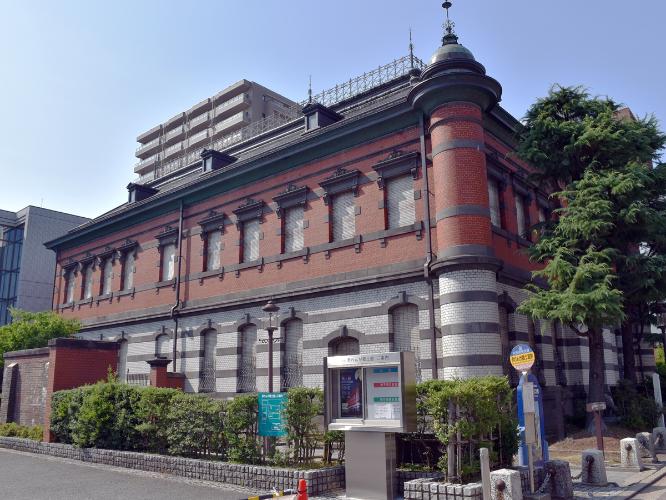 ◆赤れんが郷土館（当館から徒歩約5分）