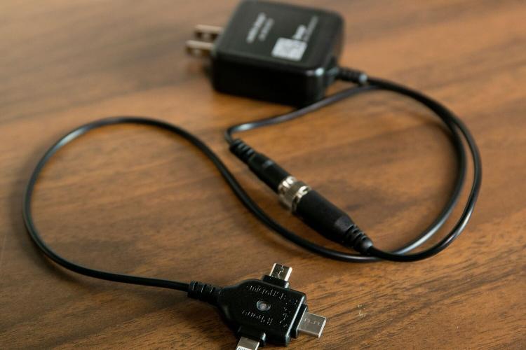 【貸出備品】充電器