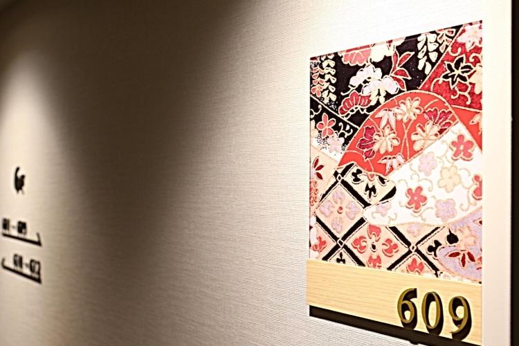 客室番号デザインにもこだわりました。