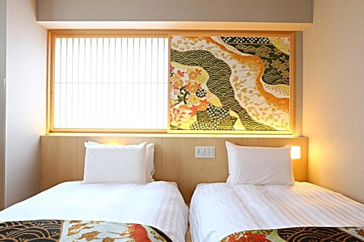 和洋室ツイン(20平米) 畳のお部屋で日本人ならではの落ち着きを…。低床ベッドで小さなお子様も安心♪