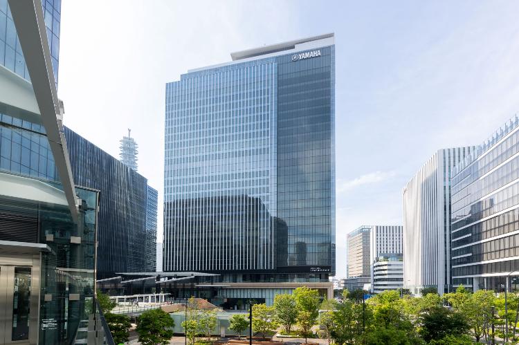【外観】】横浜シンフォステージウエストタワー26階がフロントです。