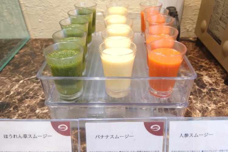 朝食