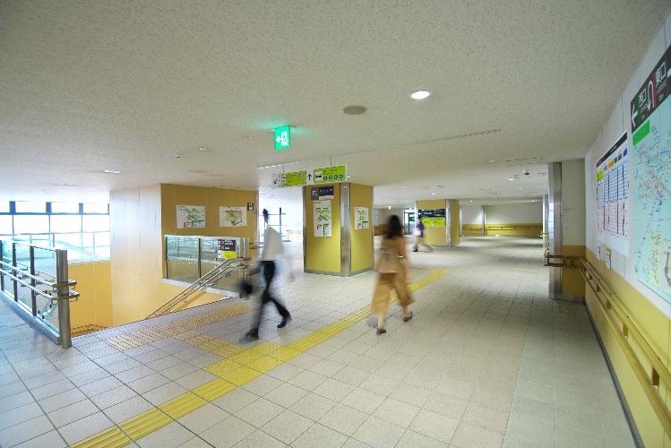 千歳駅連絡通路