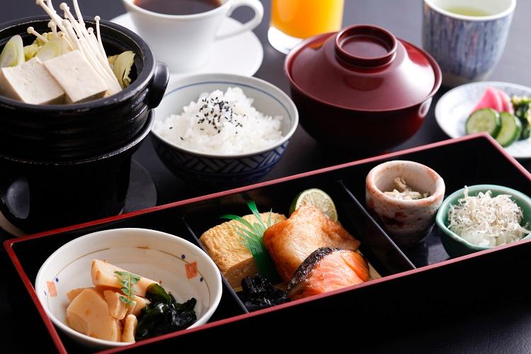 和朝食2024