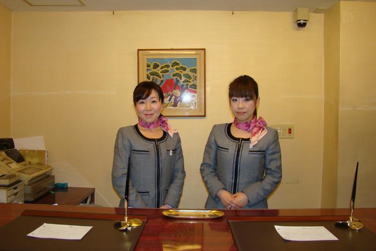 フロント。お客様のお越しを心よりお待ちしております