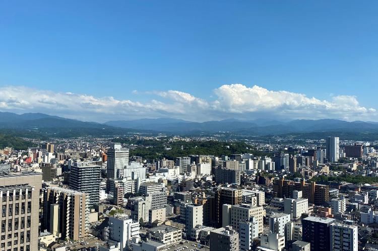 ◆東側（山側）客室からの景色一例