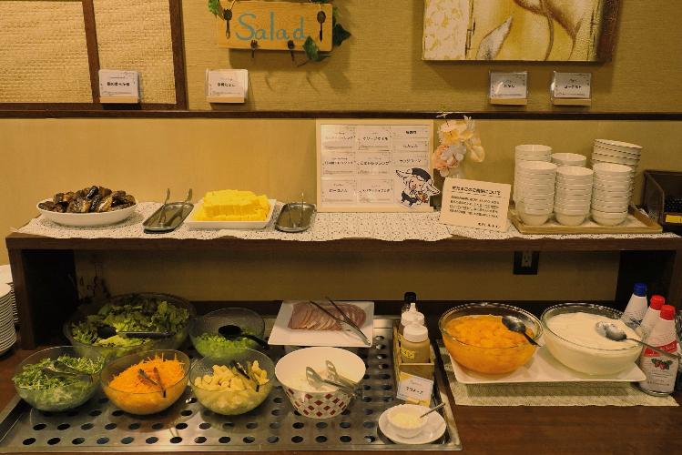 花茶屋・朝食バイキング【6：30～9：00】サラダ