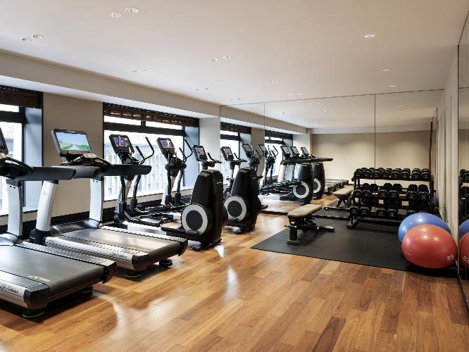 【Fitness Gym】3階のフィットネスジムは24時間営業。16歳以上のご宿泊者の方のみご利用いただけます。
