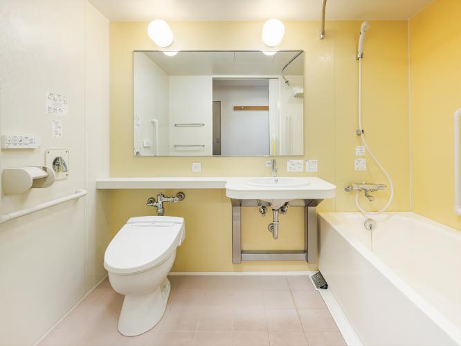 【ユニバーサルルーム】浴室の一例