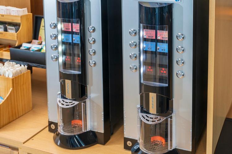 【ウェルカムドリンク】コーヒーマシーンをラウンジにてご用意しております