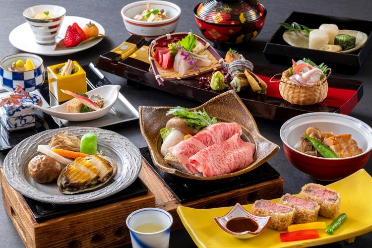 【季節の趣好会席】地元ブランド牛「熊野牛」を使用した一品をはじめ、お好みに合わせて選べる料理もご用意　※イメージ