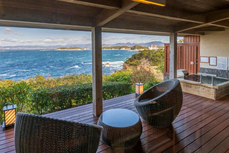 【離れ/平屋/眺望:海/源泉かけ流し】旅の思い出を語らいながら、何もしない贅沢な時間をお過ごしください