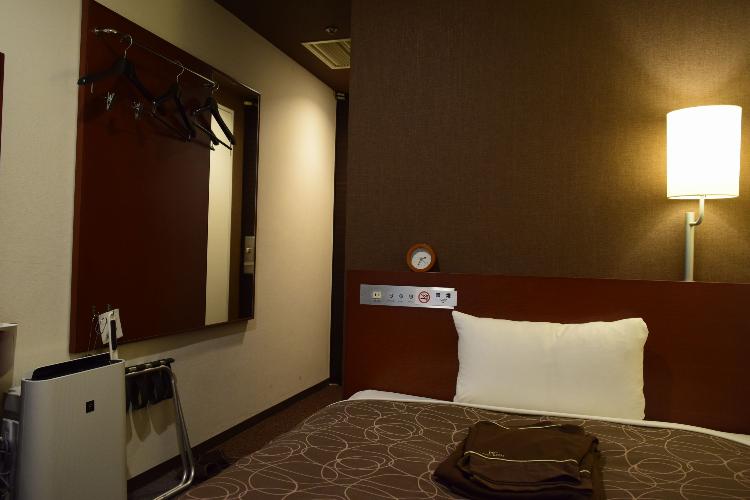 シングル禁煙　シャワー・トイレ付