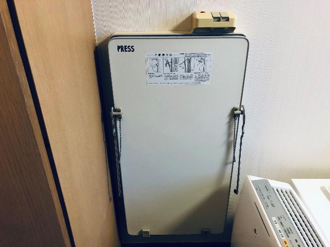 ズボンプレッサー