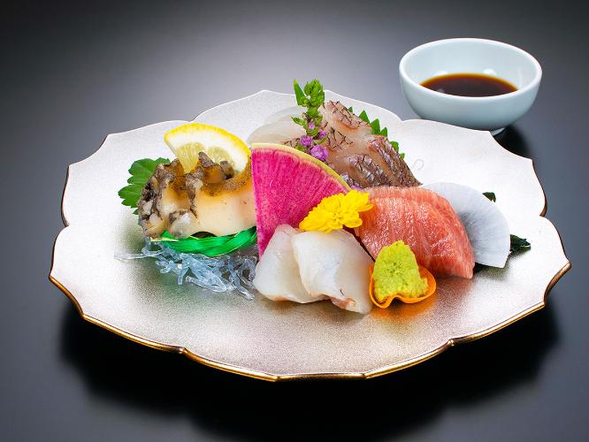 【季節の会席料理】庄内浜の鮮魚　四点盛り合せ（2025年2月末迄）