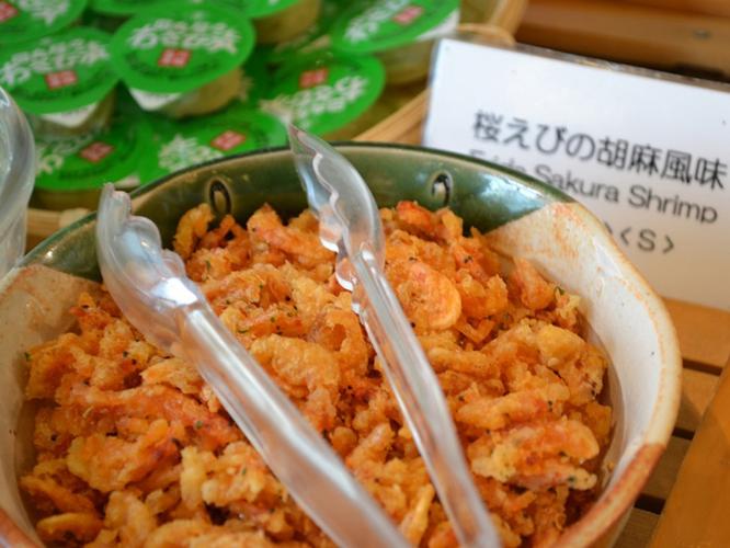 朝食