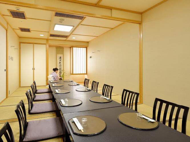 四季個室