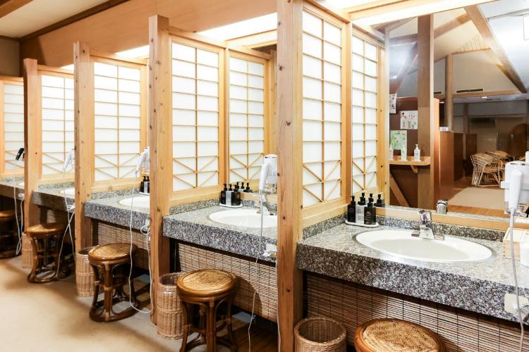 脱衣所の洗面台です。