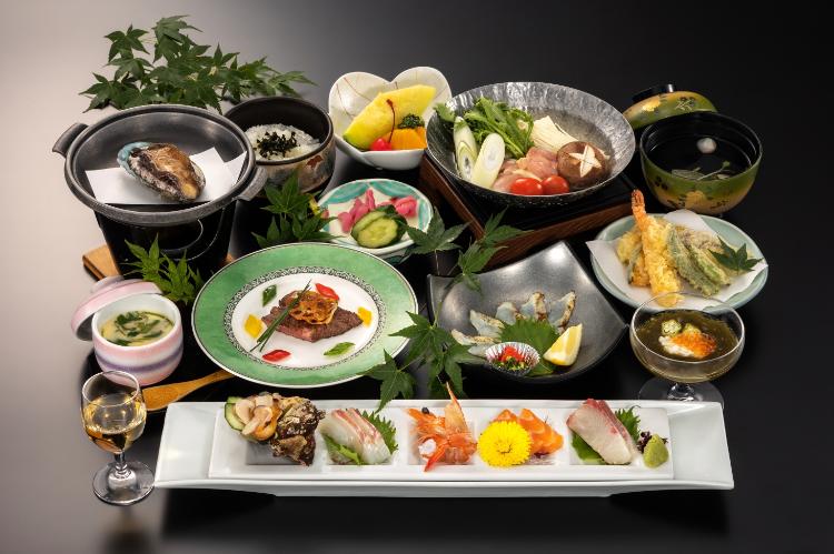 地魚・鮑・河豚・和牛ステーキ付会席
