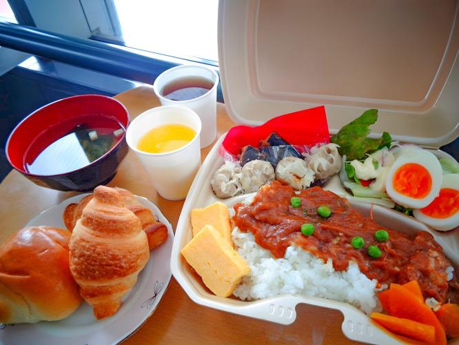 無料朝食バイキング