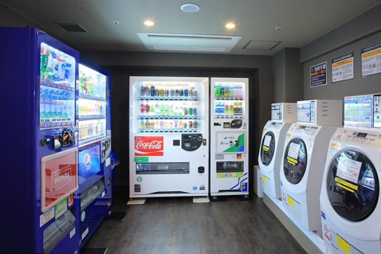 4階8階自販機コインランドリー