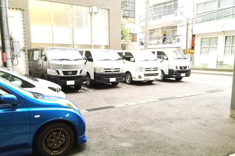 予約制敷地内駐車場（有料）