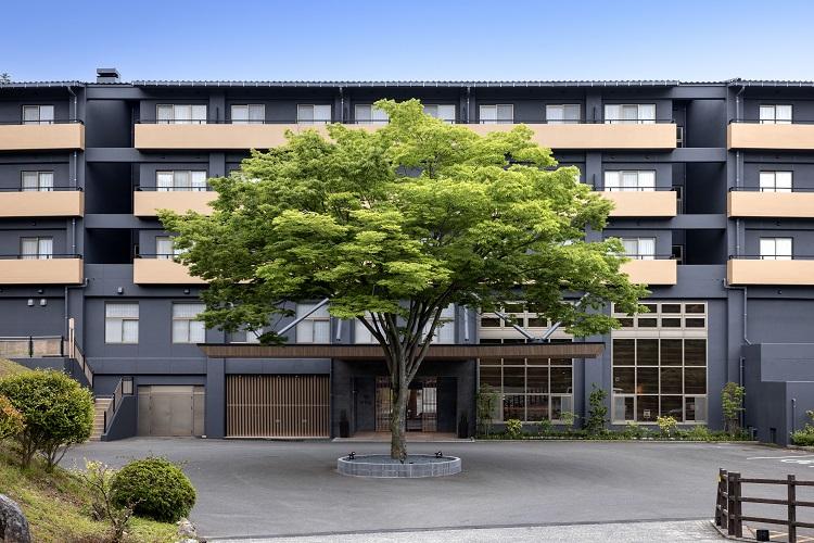 【青雲荘外観】国立公園「雲仙」に佇む”非日常の空間”