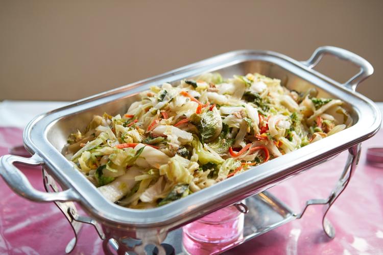 ご朝食一例/栄養満点！野菜たっぷりの炒め物。