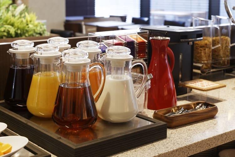 お好きなお飲み物をご自由にお選びください。/イメージ