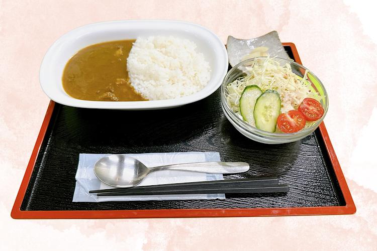 土佐赤うしの牛すじ煮込みカレー