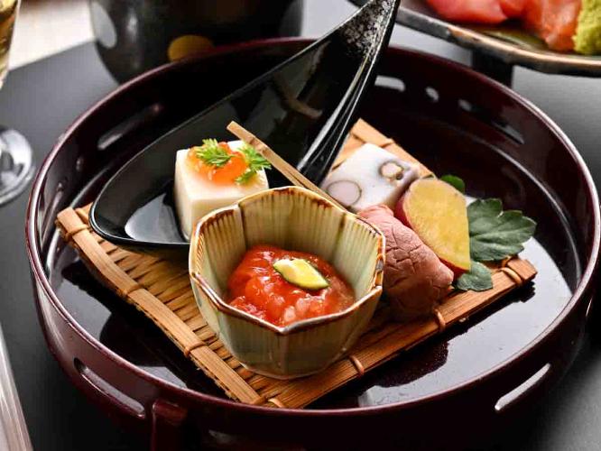 夕食　基本会席　※2024年12月15日（日）頃から2025年3月14日（金）頃までの献立例です。