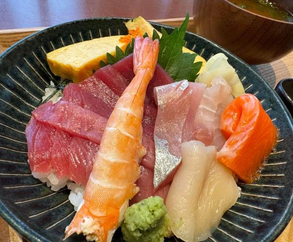 海鮮丼（一例）★