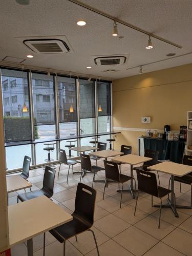 朝食会場