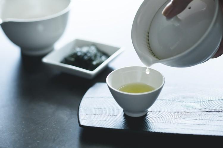 カフェ＆バー「TEA ＆ BAR」日本茶