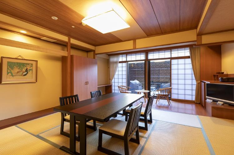 【本館小さなお庭付禁煙和室10畳】≪一例≫