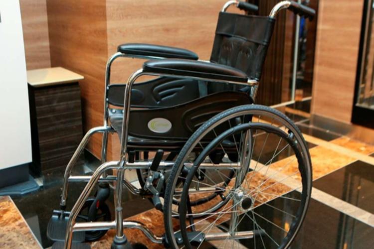 貸出用の車いすをご準備しております（数に限りがございます）