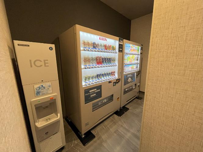 自動販売機・製氷機コーナー