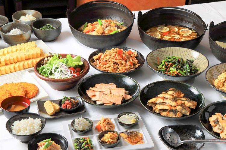 約50種類の和洋のバイキング　和食