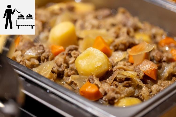 朝食バイキング：肉じゃが