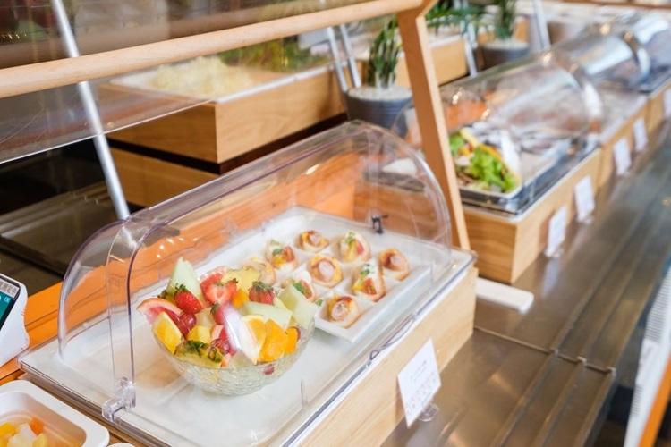 朝食ビュッフェ