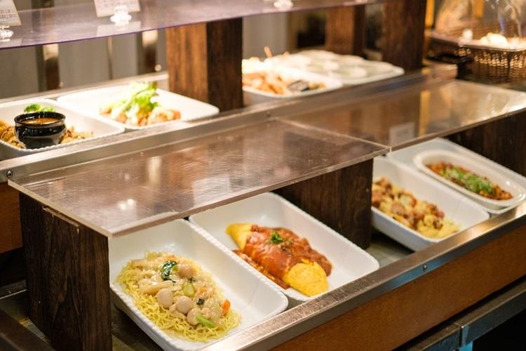 朝食ビュッフェ
