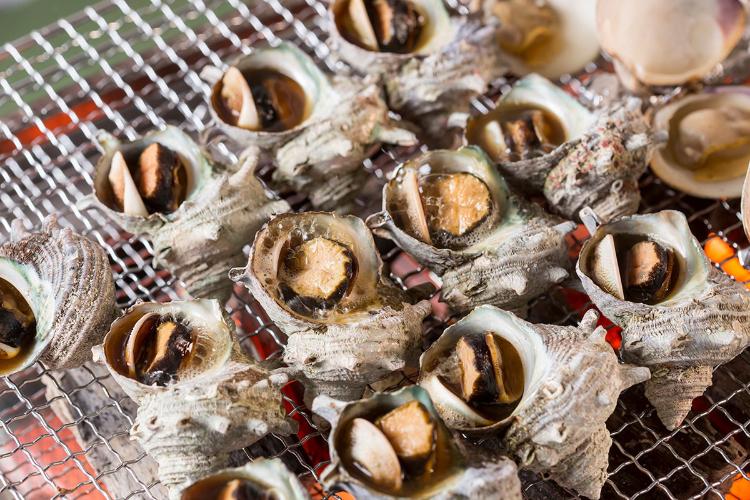 ・期間限定★サザエ壷焼き