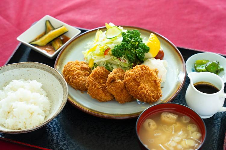 プラン用夕食セット（一例）食事付プラン以外のお客様もオーダーできます