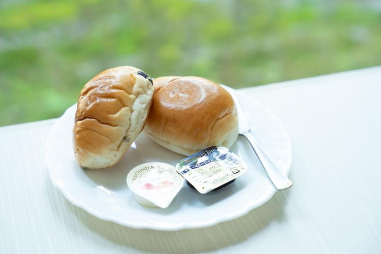 朝食盛り付け例　パン