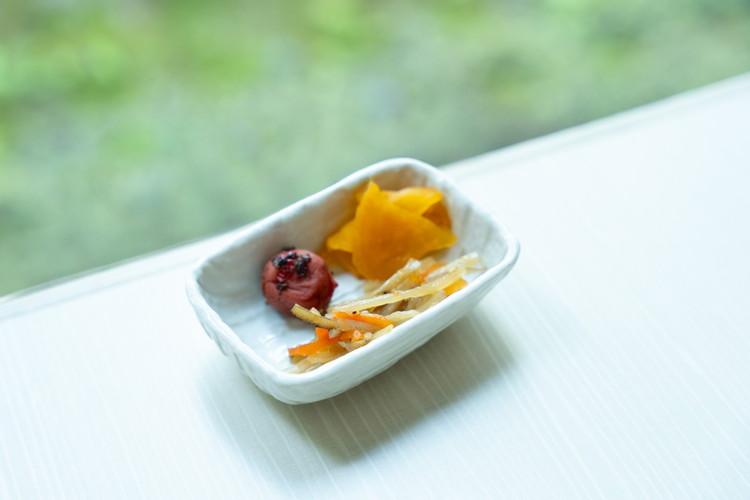 朝食盛り付け例　漬物