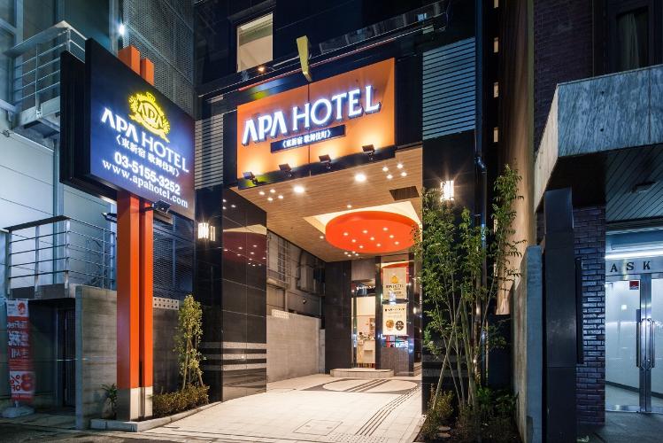 ホテル正面入り口