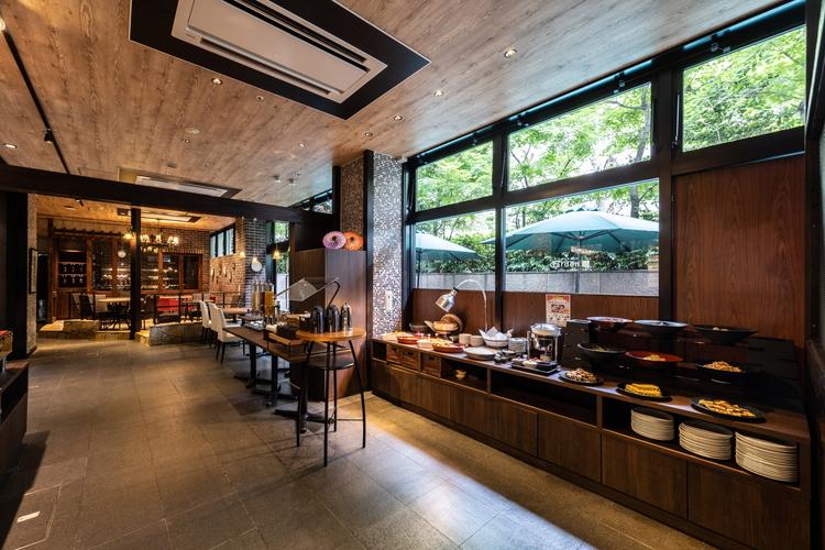 レストラン　店内